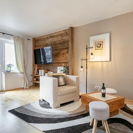 Valerie Кицбюэль